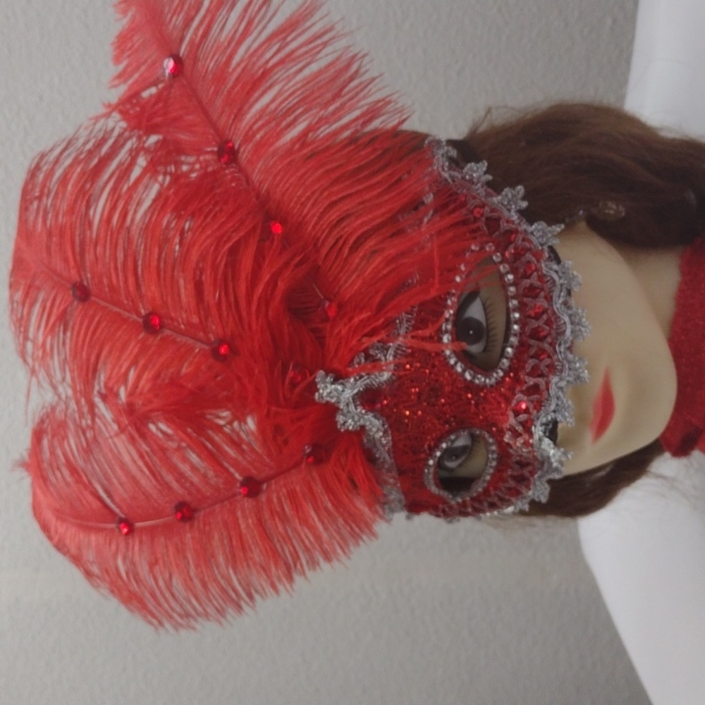 Ostrich Feathers Head Piece